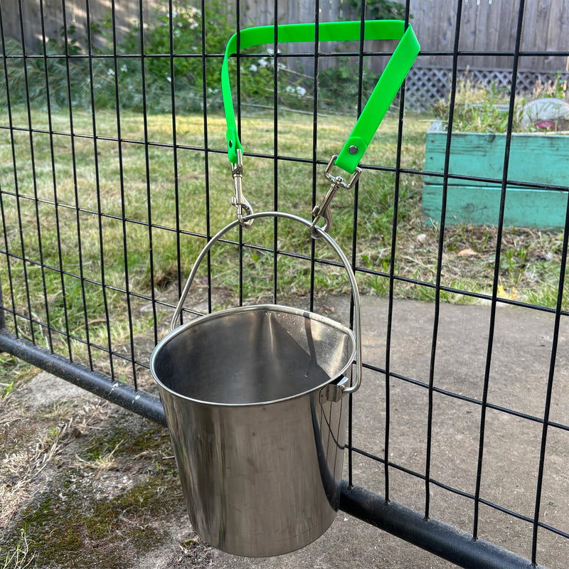 Load image into Gallery viewer, Kennel Bucket Strap - Durable BioThane, Dog Crate &amp; Chain Link Holder, Kennel Accessories, Barn Use

